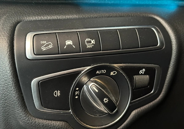 Mercedes-Benz Klasa V cena 289900 przebieg: 102138, rok produkcji 2021 z Nowy Staw małe 407